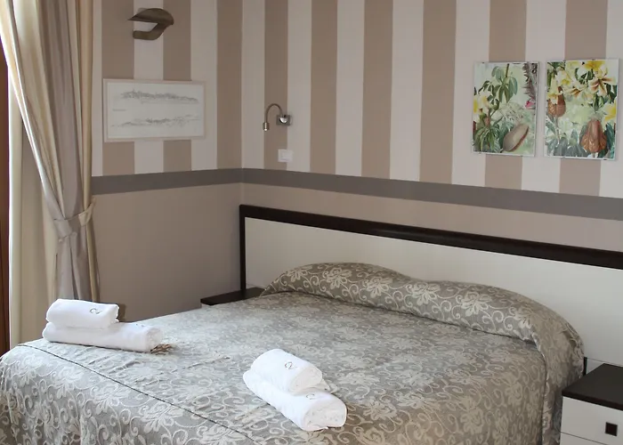 Romantica ゲストハウス 3*